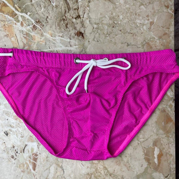 Men's Swim Briefs Sexy Bikini  Swimsuit Beachwear Beach Shorts Comfortable - Picture 2 of 5